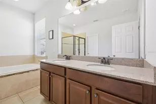 3207 Zander Dr, Grand Island, FL 32735 - Photo 12