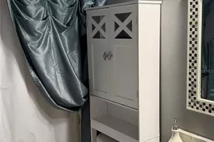 300 Mariners Gate Dr, Edgewater, FL 32141 - Photo 20