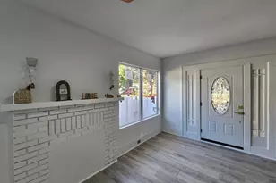 1311 11th Ave S, Saint Petersburg, FL 33705 - Photo 12