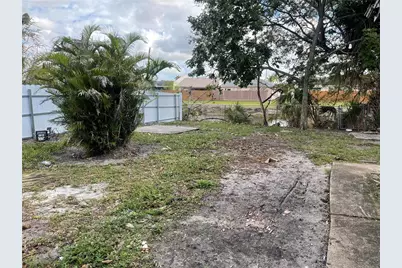 20211 NW 28th Court, Miami Gardens, FL 33056 - Photo 10