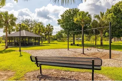 2811 Coastal Range Way, Lutz, FL 33559 - Photo 18