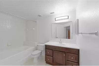 5554 Metrowest Boulevard #203, Orlando, FL 32811 - Photo 16