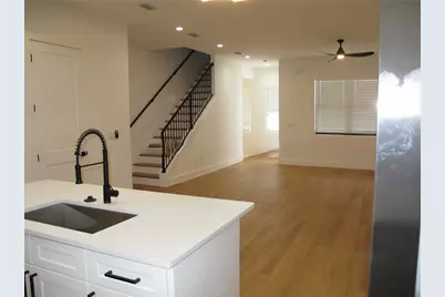 145 W Grant Street, Orlando, FL 32806 - Photo 10
