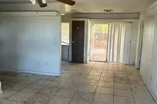 921 NW 60th Ave, Ocala, FL 34482 - Photo 4