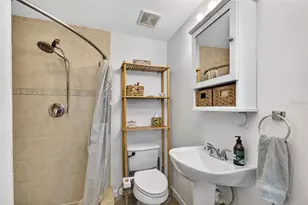1943 Cloverlawn Ave, Orlando, FL 32806 - Photo 8