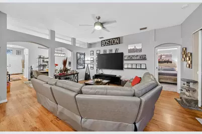 5839 Montford Drive, Zephyrhills, FL 33541 - Photo 14