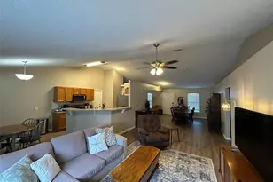 1346 Dunbarton Ct, Kissimmee, FL 34758 - Photo 12