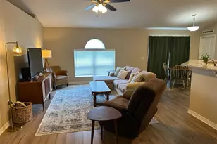 1346 Dunbarton Ct, Kissimmee, FL 34758 - Photo 14