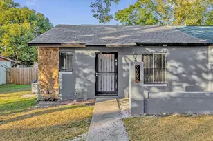 9903 River Crest Ct, Orlando, FL 32825 - Photo 2