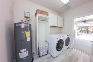 6959 Sorrento St, Orlando, FL 32819 - Photo 12