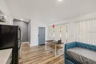 2301 Carlton Dr, Orlando, FL 32806 - Photo 16