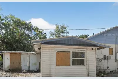 617 32nd St W, Bradenton, FL 34205 - Photo 2