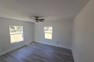 37344 Stanford Ave, Zephyrhills, FL 33541 - Photo 10