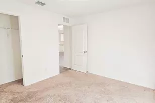 271 Begonia Ln, Poinciana, FL 34759 - Photo 10