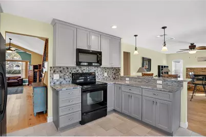 3395 Hillmont Circle, Orlando, FL 32817 - Photo 12