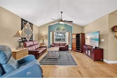 3395 Hillmont Circle, Orlando, FL 32817 - Photo 6