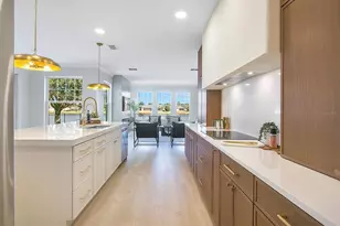 10400 Woodward Winds Dr, Orlando, FL 32827 - Photo 8