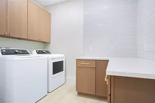 10400 Woodward Winds Dr, Orlando, FL 32827 - Photo 12