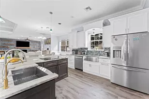 8549 Hillcrest Dr, Groveland, FL 34736 - Photo 12