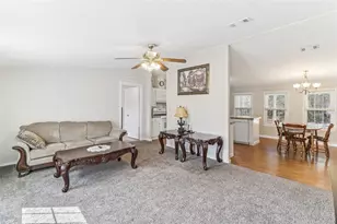 16180 NE 2nd Loop, Silver Springs, FL 34488 - Photo 4