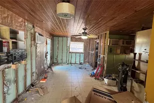 5290 Circle Dr, Weeki Wachee, FL 34607 - Photo 4