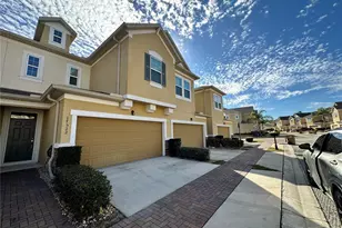 17522 Promenade Dr, Clermont, FL 34711 - Photo 4