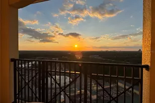 8101 Resort Village Dr, Orlando, FL 32821 - Photo 2