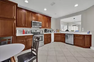 7532 Toscana Blvd, Orlando, FL 32819 - Photo 18