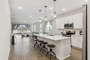 654 Heritage Sq Dr, Haines City, FL 33844 - Photo 14