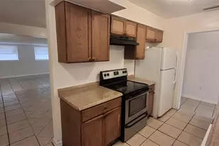 4911 Danny Boy Cir, Orlando, FL 32808 - Photo 4