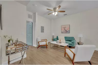 1172 S Beach Circle, Kissimmee, FL 34746 - Photo 6