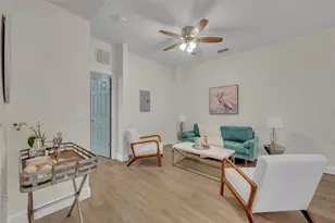 1172 S Beach Cir, Kissimmee, FL 34746 - Photo 6