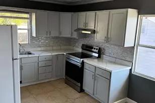 165 S Nekoma Ave, Lake Alfred, FL 33850 - Photo 2