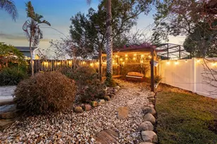 2691 Aloma Oaks Dr, Oviedo, FL 32765 - Photo 70