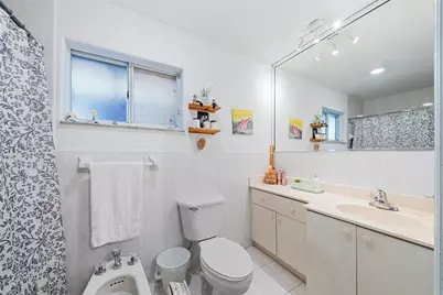 10095 NW 127th Street, Hialeah, FL 33018 - Photo 22