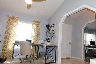 979 Red Dandy Dr, Orlando, FL 32818 - Photo 12