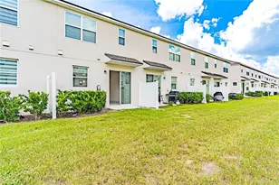 1160 Lakeshore Breeze Pl, Kissimmee, FL 34747 - Photo 10