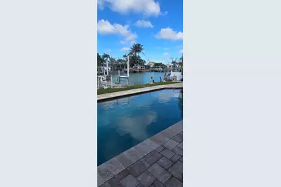 538 Crystal Drive, Madeira Beach, FL 33708 - Photo 4