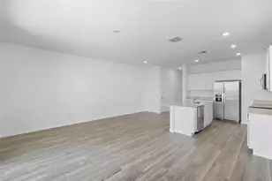 2605 Olympic Ct, Davenport, FL 33837 - Photo 10