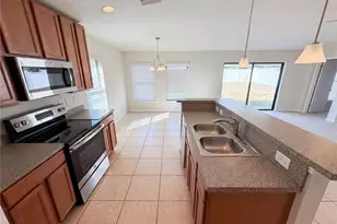 11212 Carrick Stone St, Wimauma, FL 33598 - Photo 16