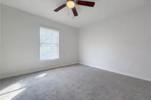 11212 Carrick Stone St, Wimauma, FL 33598 - Photo 4