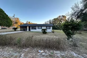 2863 Co Rd 238, Wildwood, FL 34785 - Photo 1