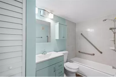 555 62nd Street S #107, Saint Petersburg, FL 33707 - Photo 8