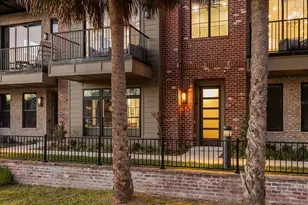 68 N Park Ave, Winter Garden, FL 34787 - Photo 2