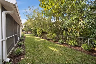 7151 Edgewater Shores Court, Orlando, FL 32810 - Photo 20