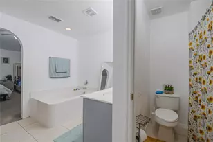 6 Alicante Ct, Kissimmee, FL 34758 - Photo 24