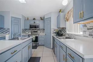 6 Alicante Ct, Kissimmee, FL 34758 - Photo 14