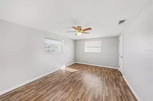 7321 S Rosarian Dr, Port Richey, FL 34668 - Photo 8