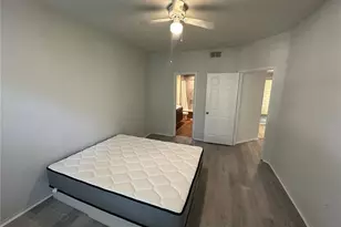 2598 Robert Trent Jones Dr, Orlando, FL 32835 - Photo 22