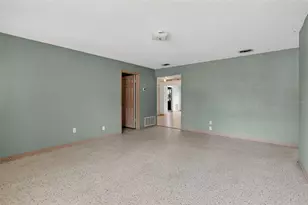 612 Johnson Dr, Ormond Beach, FL 32174 - Photo 2